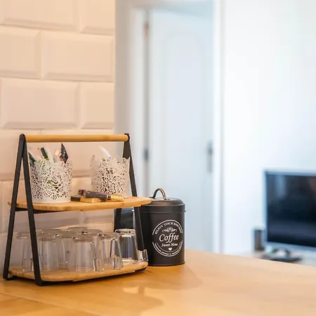 Catarina's Little Corner By Lovelystay *