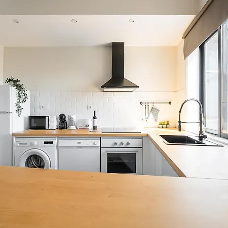 Catarina's Little Corner By Lovelystay