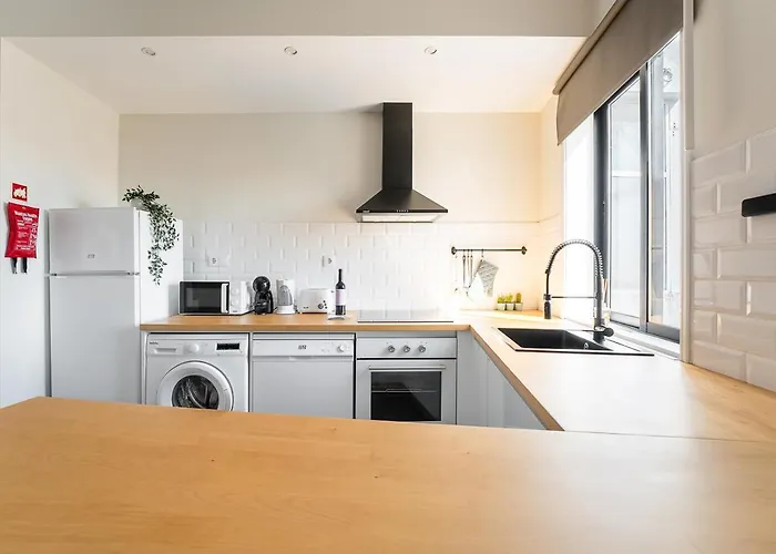 Catarina's Little Corner By Lovelystay